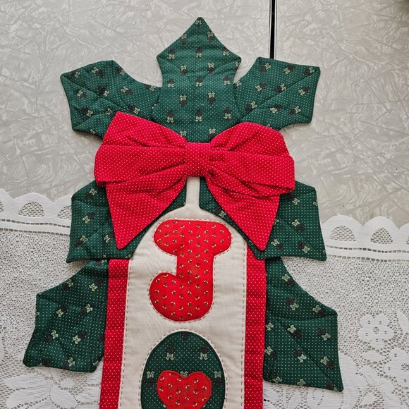 Quilted Joy Christmas Wall Hanging 29" Decoration Red Polka Dot Bow & Tassels vt - Picture 3 of 7